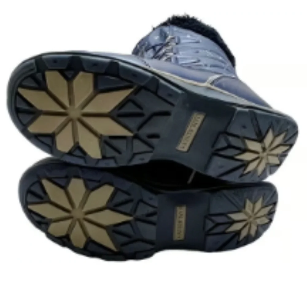 Lands' End Snowflake Insulated Snow Boot in Constellation Print